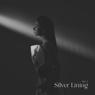 アルバム『Silver Lining』キービジュアルとジャケット写真を公開！