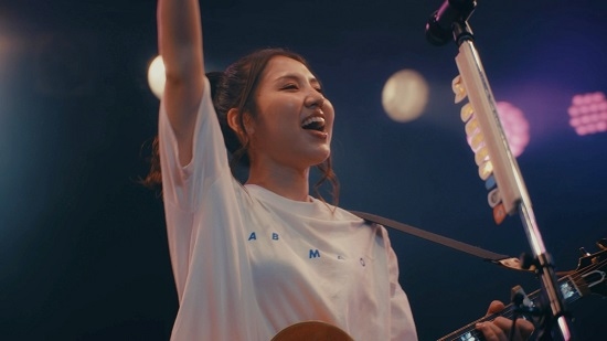 Zepp Live Tour 2024より「I wanna see you」のライブ映像を公開！